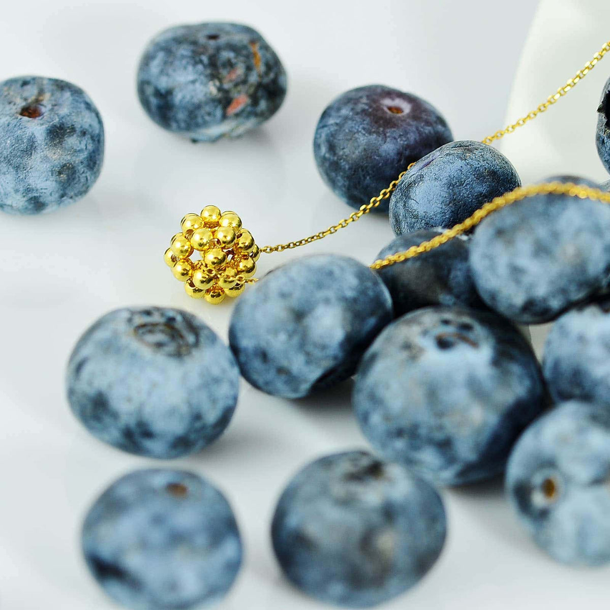 náhrdelník Gold Berry Minimal