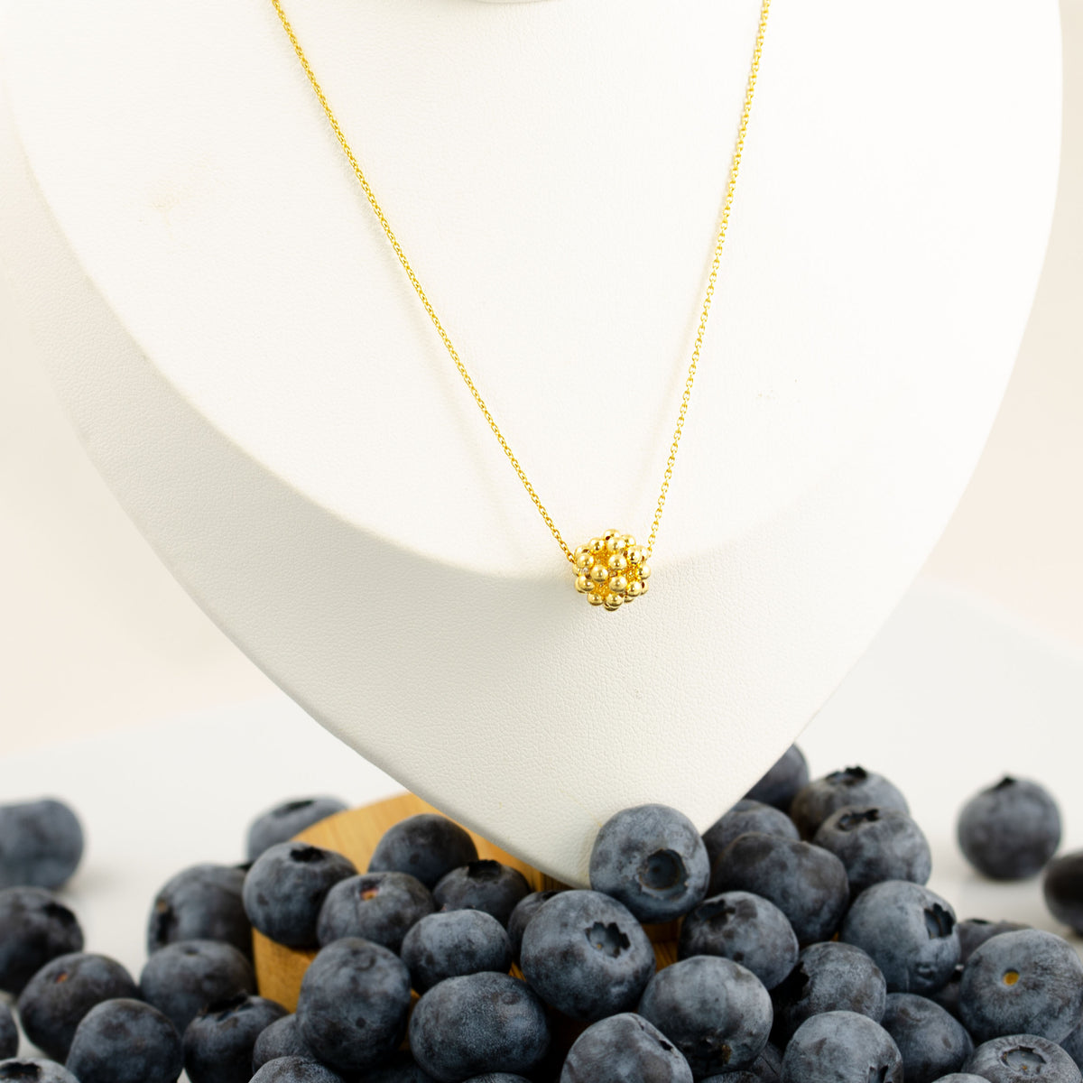 náhrdelník Gold Berry Minimal