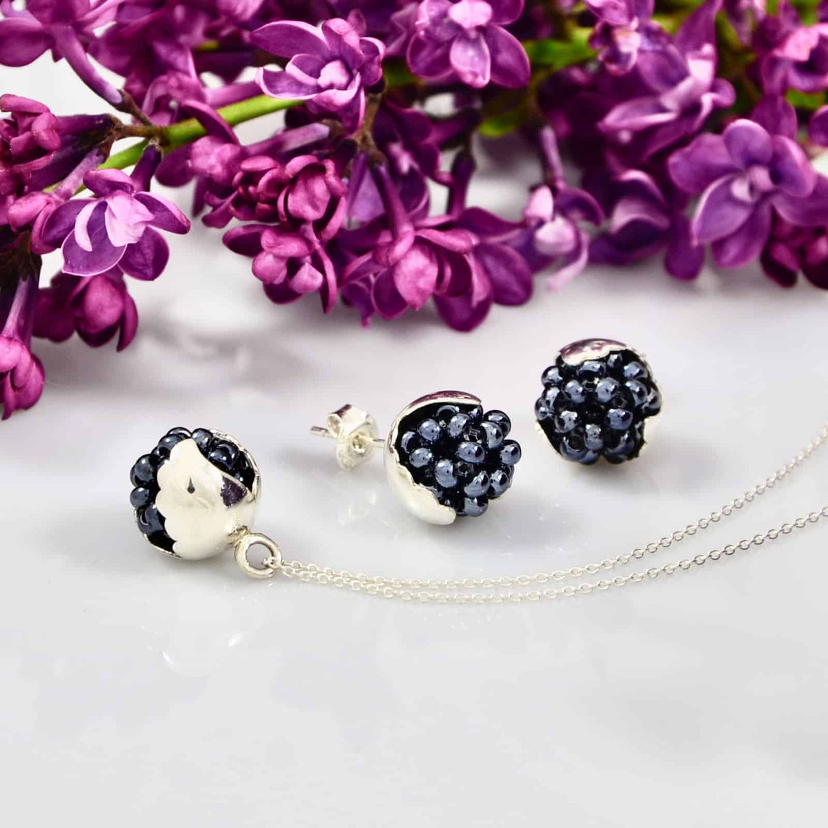 Set Silver Leaf Blackberries