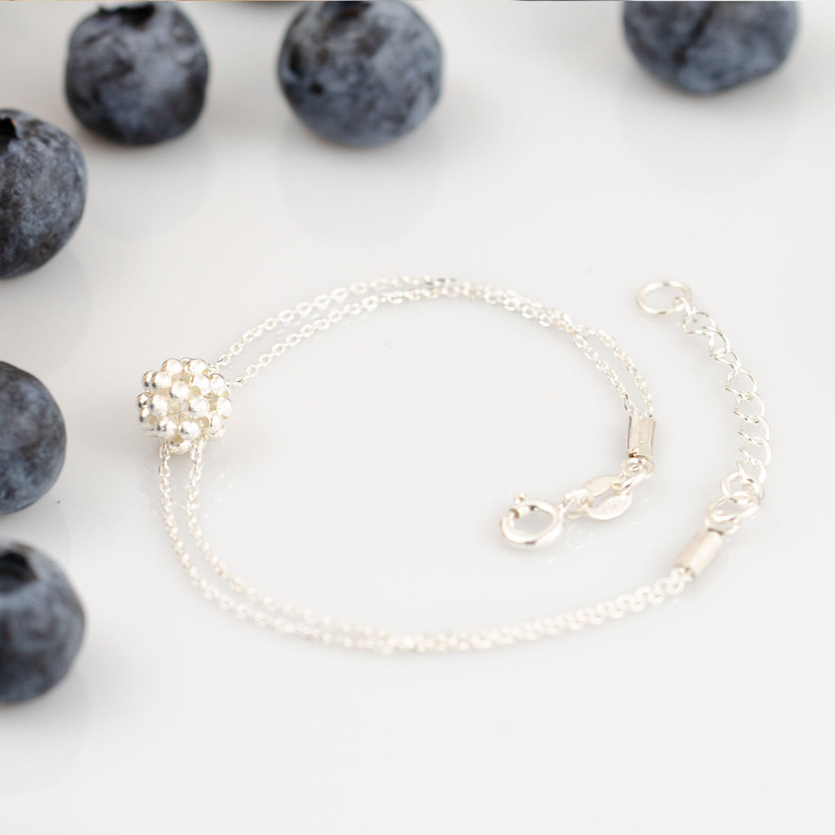 náramek silver berry minimal