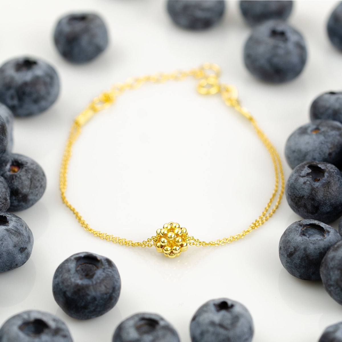 náramek yellow gold berry minimal